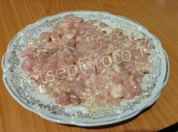 Свиные биточки из рубленого мяса