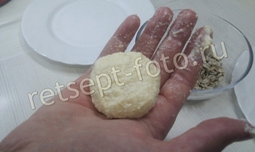 Сырники с семечками