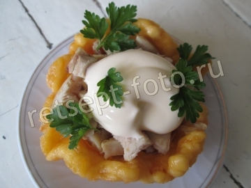 Сырные корзиночки с начинкой из курицы