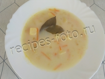 Сырный суп с курицей и плавленым сыром