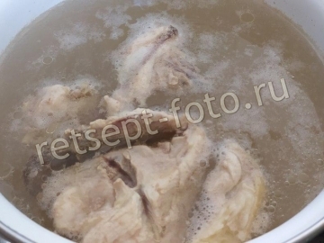Сырный суп с курицей и вермишелью