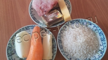 Сырный суп с курицей, плавленым и твердым сыром