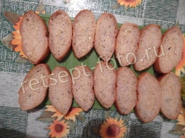 Теплая брускетта с помидорами и сыром