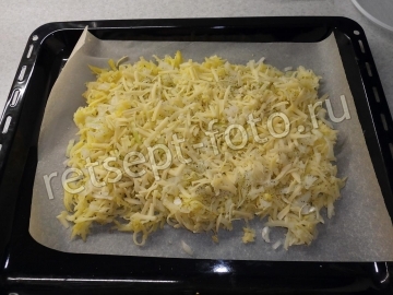 Тертый картофель с сыром в духовке