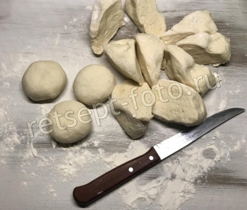 Тонкие жареные пирожки с творогом и зеленью