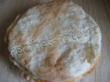 Торт "Наполеон" с орехами и заварным кремом