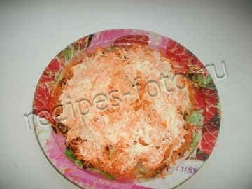 Торт из кабачков с морковью и чесноком