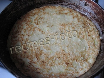 Торт из кабачков с плавленым сыром и помидорами