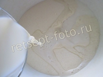 Торт из манной крупы с творожным кремом и вареньем