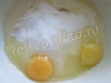 Торт из манной крупы с творожным кремом и вареньем