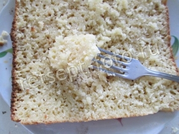 Торт из манной крупы с творожным кремом и вареньем
