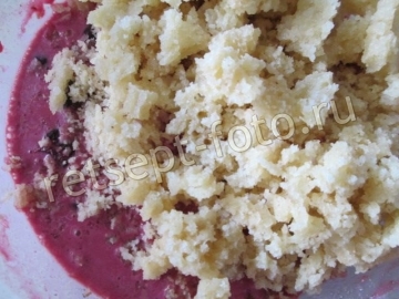 Торт из манной крупы с творожным кремом и вареньем