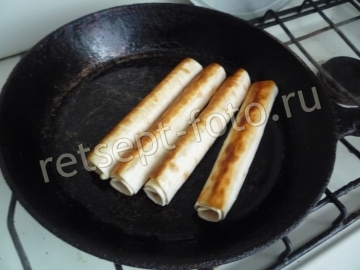 Трубочки из лаваша с сыром и яйцом