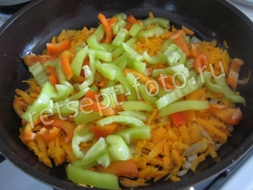 Тушеная фасоль с овощами