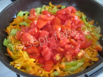 Тушеная фасоль с овощами