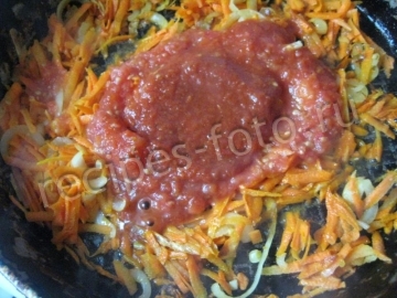 Тушеная картошка с солеными огурцами