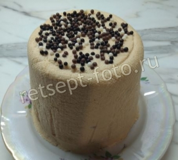 Творожная пасха со сгущенным молоком и изюмом