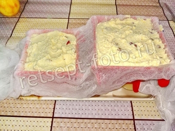 Творожная пасха со сметаной и маслом без выпечки