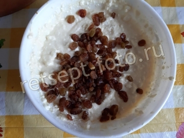 Творожная запеканка с грушей и изюмом для детей 2 года