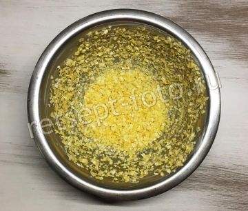 Творожная запеканка с грушей и кукурузными хлопьями для детей 2 года