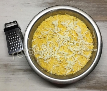 Творожная запеканка с грушей и кукурузными хлопьями для детей 2 года