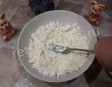 Творожная запеканка с манкой, яблоками и изюмом для ребенка 1,5-2 года