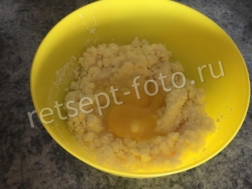 Творожная запеканка с манкой в мультиварке