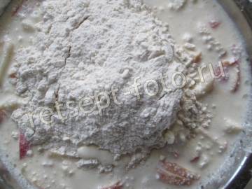 Творожная запеканка с цедрой и яблоками "Роза"