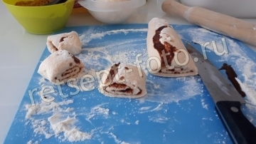 Творожные булочки с какао и корицей