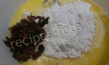 Творожные кексы с изюмом