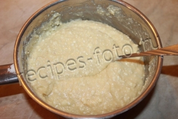 Творожные кексы с изюмом и курагой в силиконовых формочках
