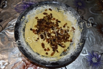 Творожный кулич с изюмом