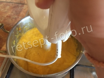 Тыквенный суп-пюре с сыром и фаршем