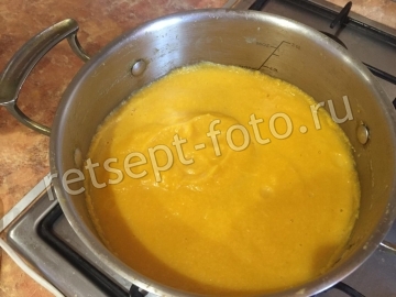 Тыквенный суп-пюре с сыром и фаршем