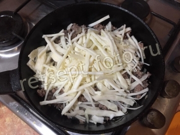 Тыквенный суп-пюре с сыром и фаршем