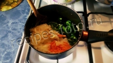 Украинский борщ с говядиной и сухариками