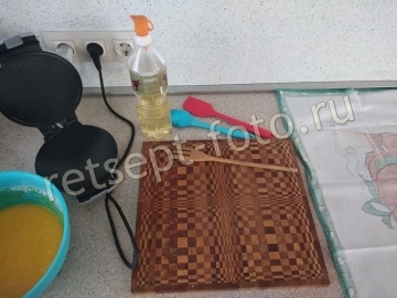 Вафельные трубочки со сгущенкой в электровафельнице