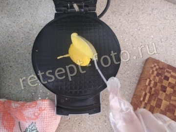 Вафельные трубочки со сгущенкой в электровафельнице