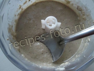 Вафельный торт из готовых коржей со сгущенкой и сметаной