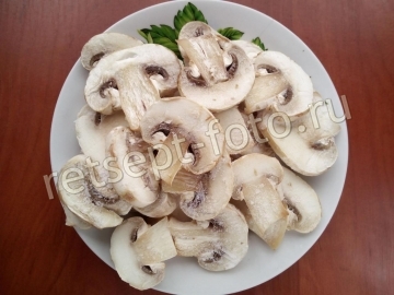 Вареники с картошкой и грибами на пару. Тесто на сыворотке