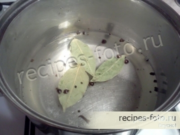 Вкусная соленая скумбрия в домашних условиях