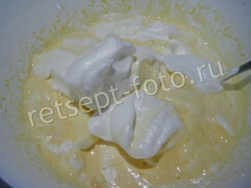 Воздушный Медовик с орехами и со сметанным кремом
