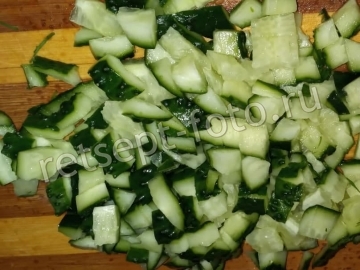 Закусочные рулеты из лаваша с колбасой и плавленым сыром