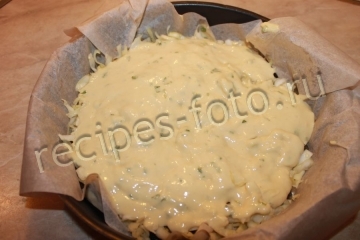 Заливной пирог с капустой и грибами на скорую руку