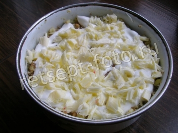 Запеканка из булгура с курицей, ореховым соусом и сыром