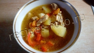 Жаркое из свинины с овощами в горшочках