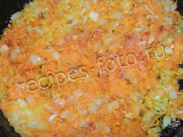 Жаркое из свинины в горшочках с картошкой и грибами