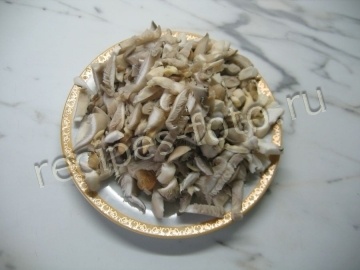 Жюльен с вешенками и курицей