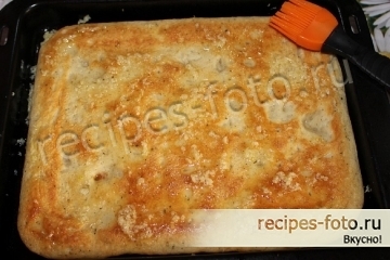 Лепешка пшеничная с прованскими травами и чесноком