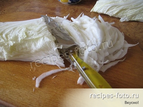 Салат из пекинской капусты